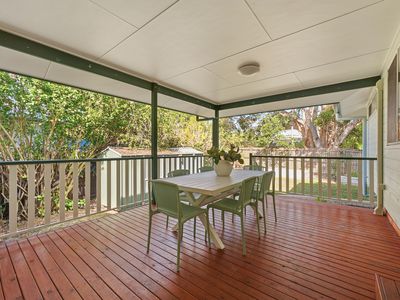 16 Barber Street, Keperra