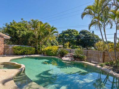 2 Wendy Court, Rochedale South
