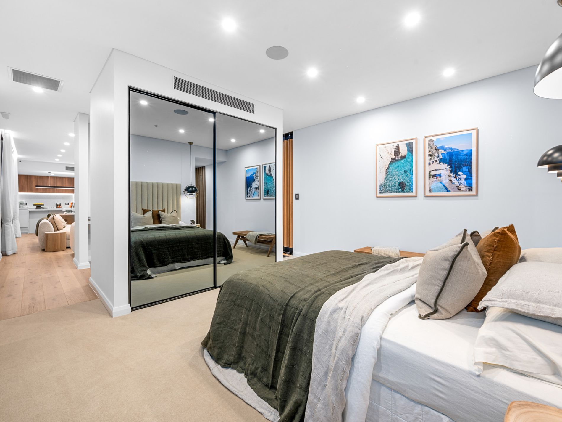 12 Rothschild Avenue, Rosebery
