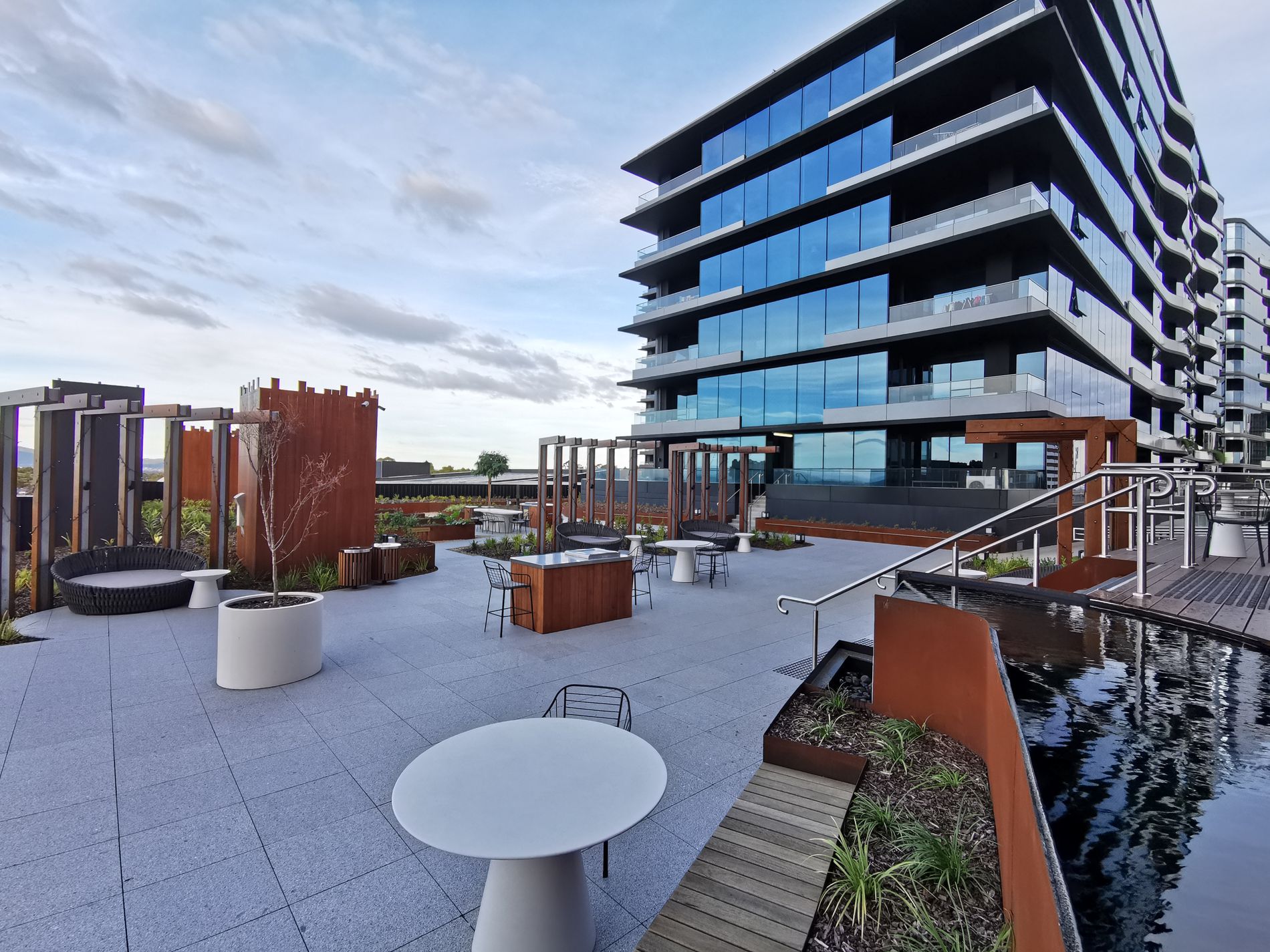 608 / 25 O'Sullivan Road, Glen Waverley