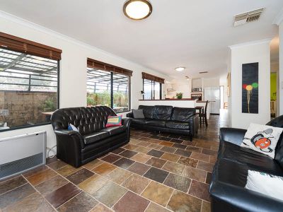 10 Limerick Way    UNDER OFFER, Fremantle