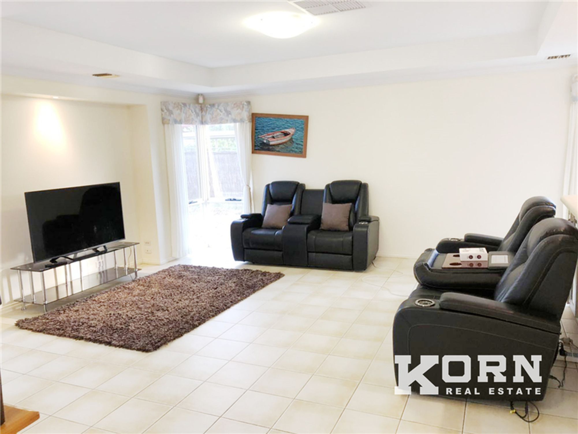 12 Northgate  Parade, Northgate