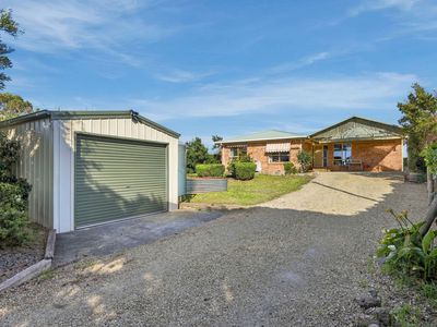 33 Fourth Avenue, Dodges Ferry