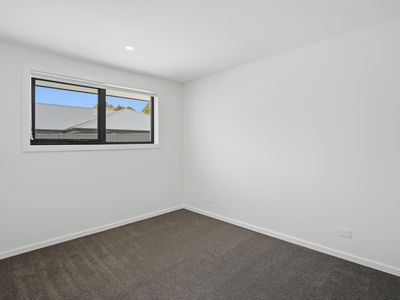 1 / 67 Parkfield Drive, Youngtown