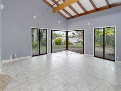 20 Island Court, Minyama