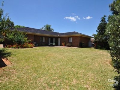 11 Edinburgh Ave, Dubbo