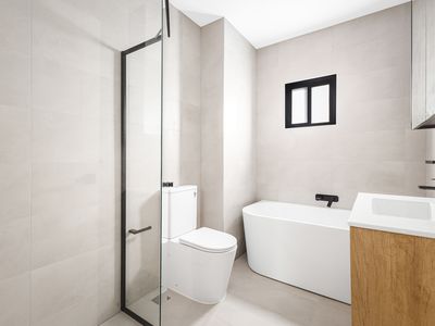 15 / 2-8 Bando Road, Girraween