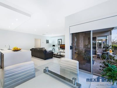 48 Mountainview Boulevard, Cranbourne North