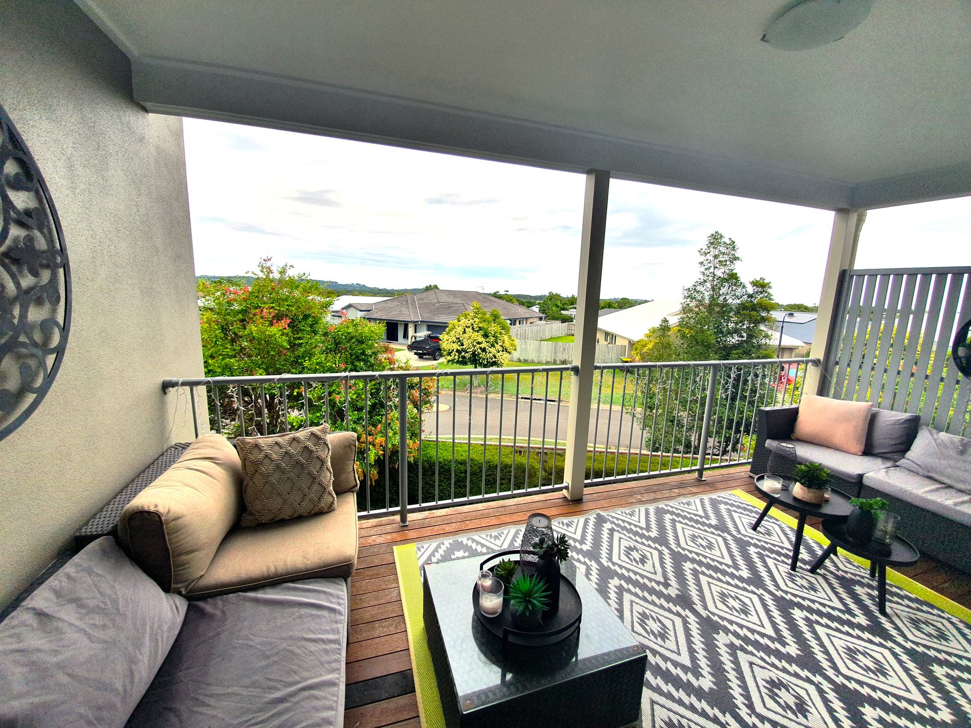 13 / 14 Photinia Crescent, Mountain Creek