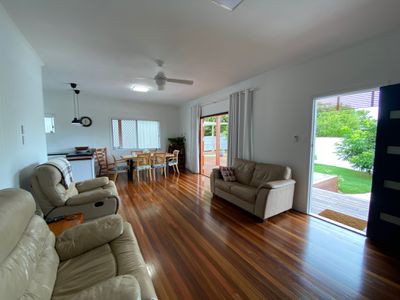 11 Churchill Street, Urangan