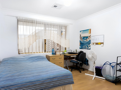 14 Beard Place, Queens Park