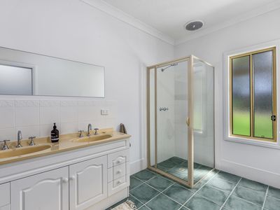 16 Admella Drive, Beachport