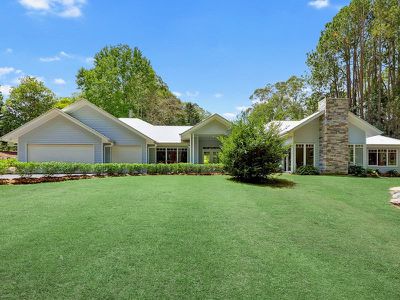 428-446 Western Ave, Montville