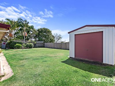 21 Cooloola Crescent, Urangan