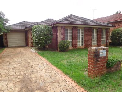 8 Stead Place, Casula