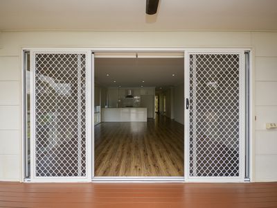 1 / 17 Faustina Close, Augustine Heights