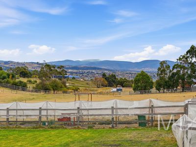 332 Gillies Road, Granton