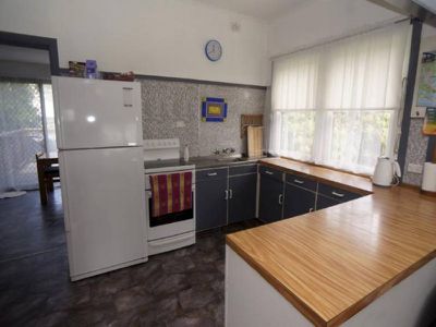30 Mermaid Avenue, Hawks Nest