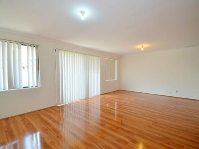 1 / 289 Wharf Street, Queens Park