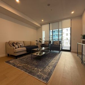 203 / 19 Meredith Street
