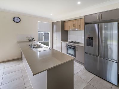 4 Rockpool Avenue, Sandy Beach