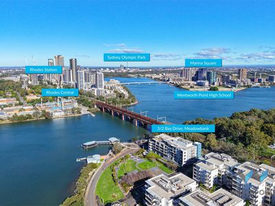 3 / 2 Bay Drive Meadowbank, Meadowbank
