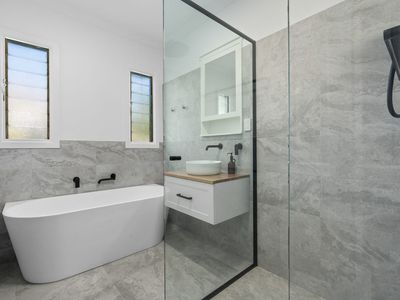 4 Howe Street, Seymour