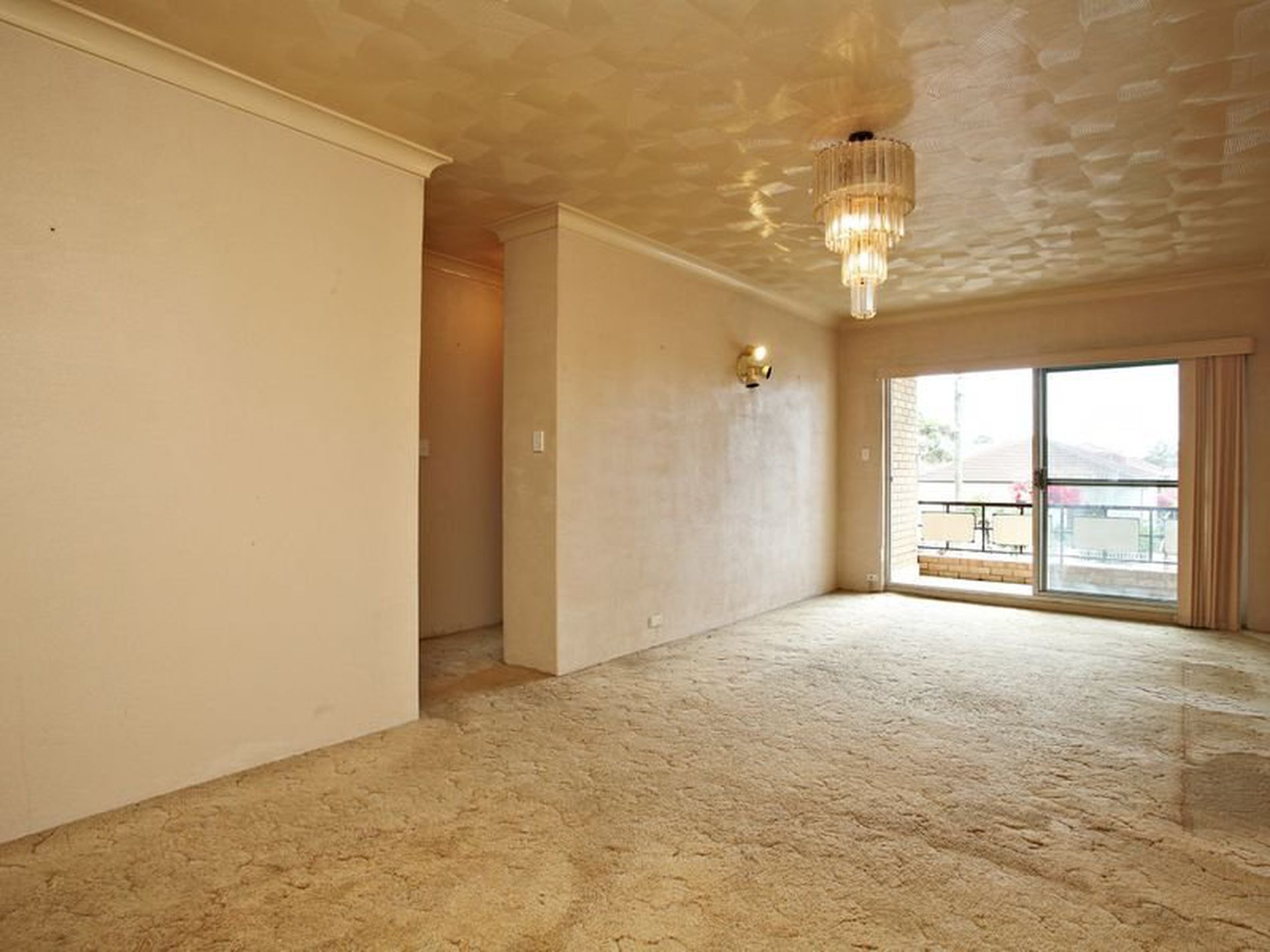 1 / 6-10 Horner Avenue, Mascot