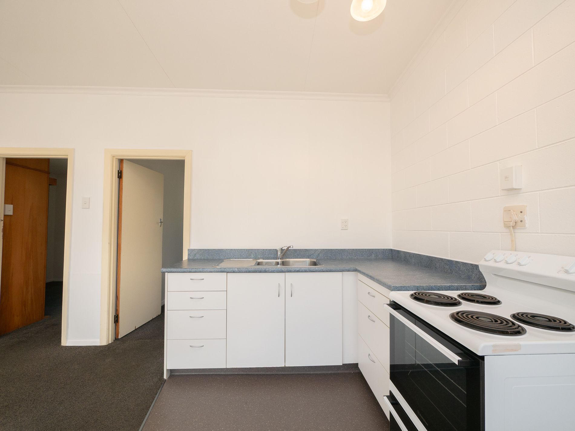 C / 28 Hargest Crescent, St Kilda