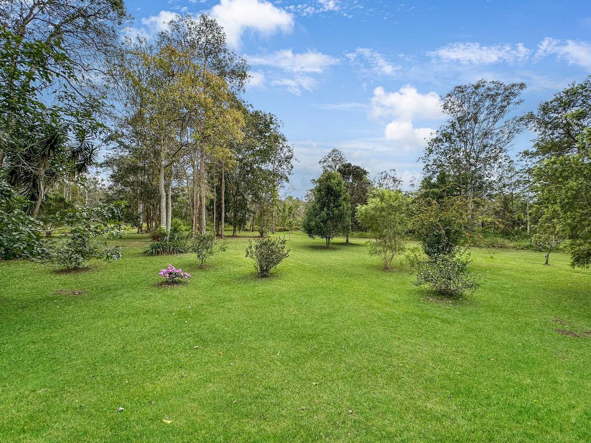 24 Willetts Road, Atherton