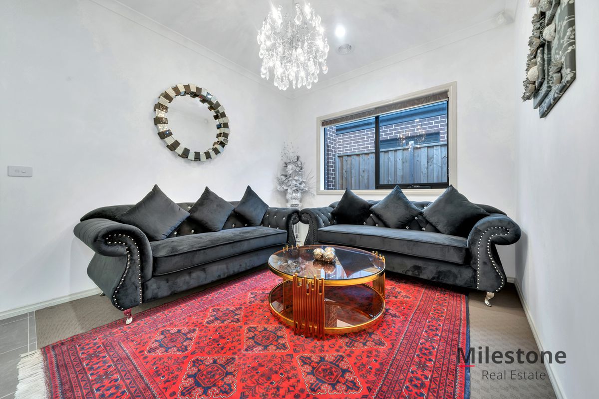 27 Cortajalla Avenue, Clyde North