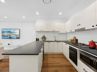 2/1 Magdala Road, North Ryde