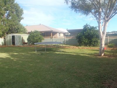 5 Oakmont Avenue, Dubbo