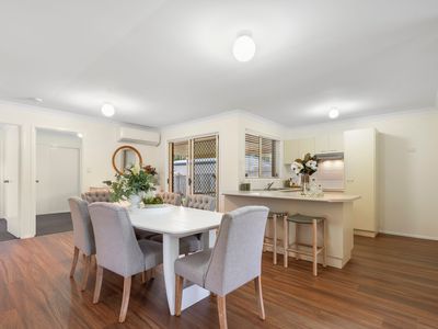 2 Sandy Creek Avenue, Camira