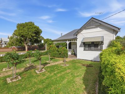 13 Crisp Street, Wangaratta