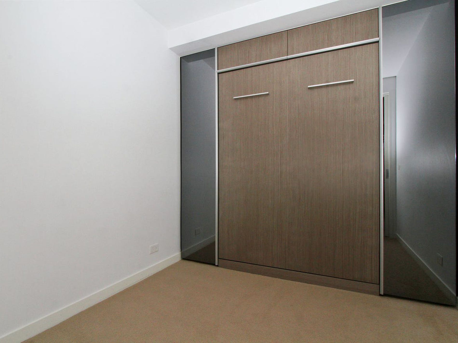 2401 / 50 Albert Road, South Melbourne