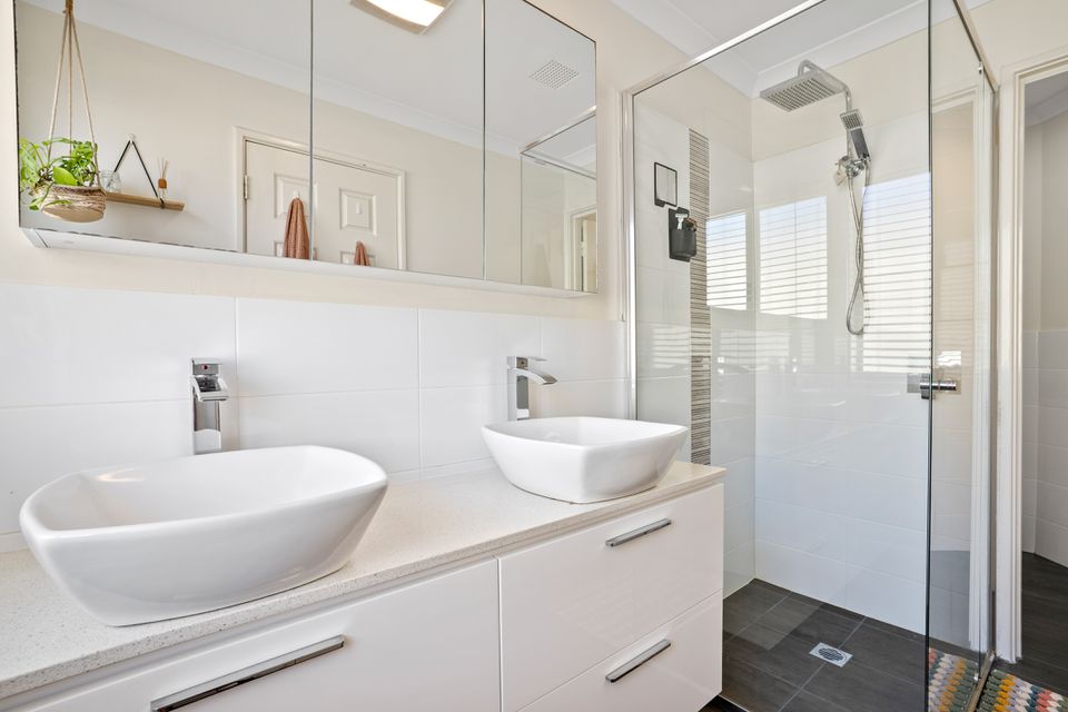 2 Anzio Court , Secret Harbour