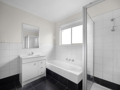 10 / 275-279 Ballarat Road, Footscray