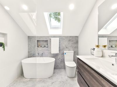 4 / 11 Junction Rd, Moorebank