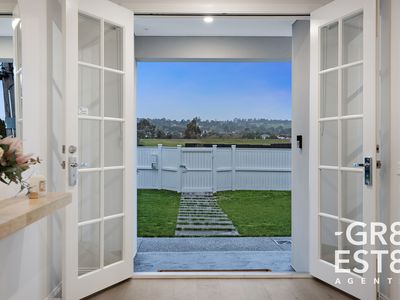 9 Memorial Drive, Narre Warren North