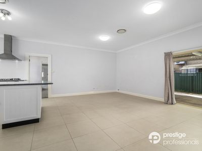 12 Moorebank Avenue, Moorebank