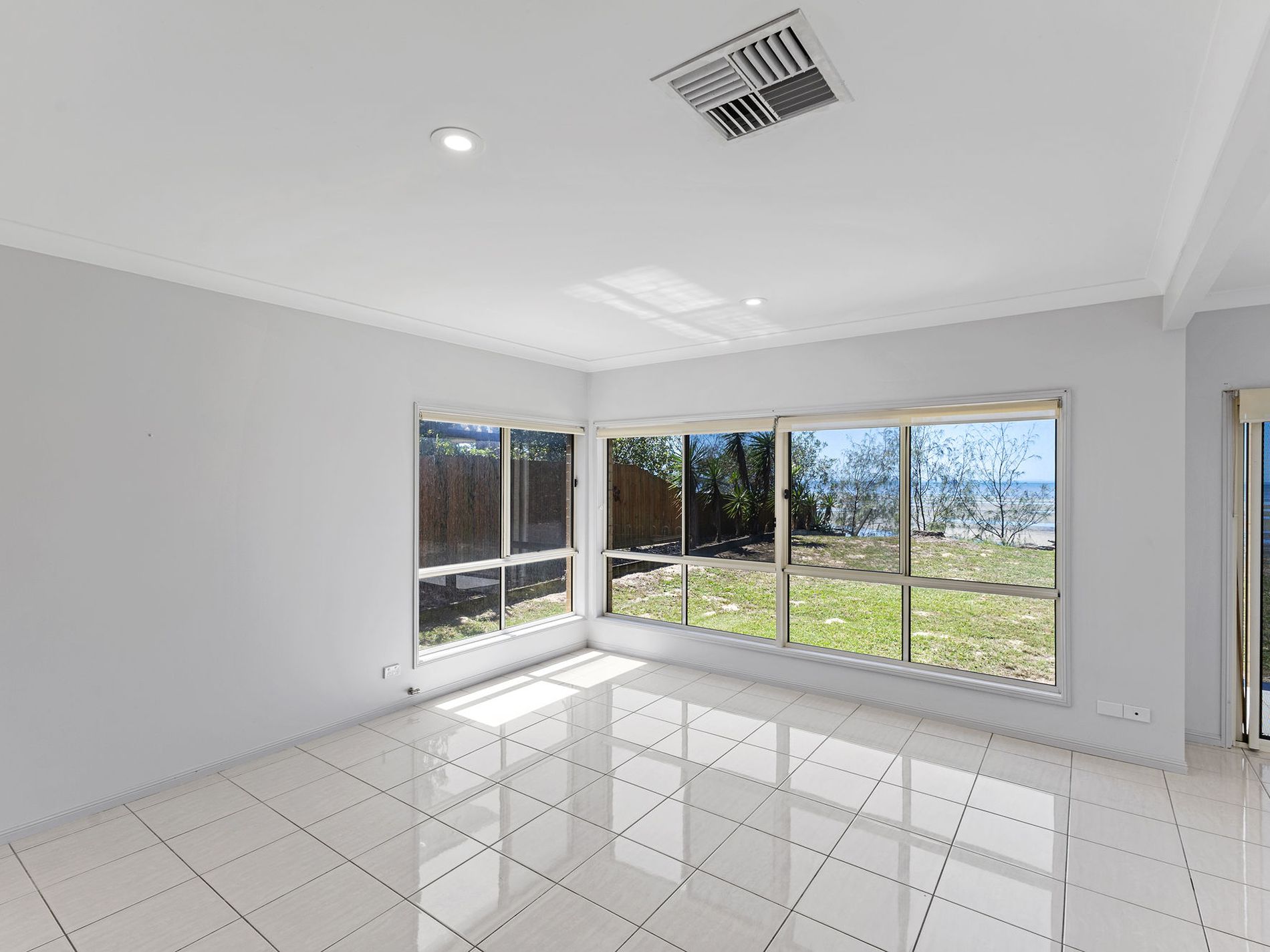 9 Mcgregor Terrace, Beachmere