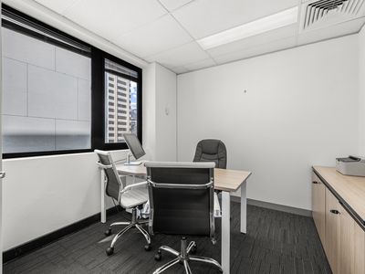 32 / 97 Creek Street, Brisbane City
