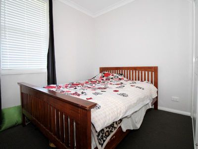 328 Rocket Street, West Bathurst