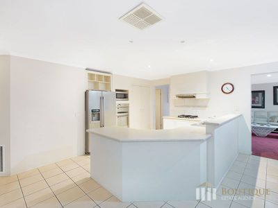 8 Mowbray Court, Berwick