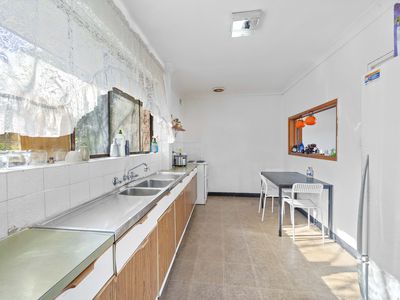 8 / 32 Hampstead Road, Homebush West