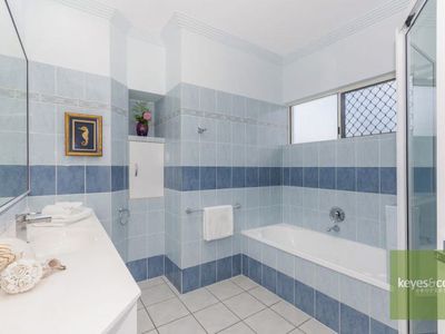 1 Monarch Mews, Kirwan