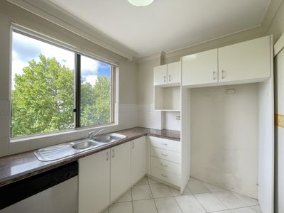 570 / 83-93 Dalmeny Avenue, Rosebery