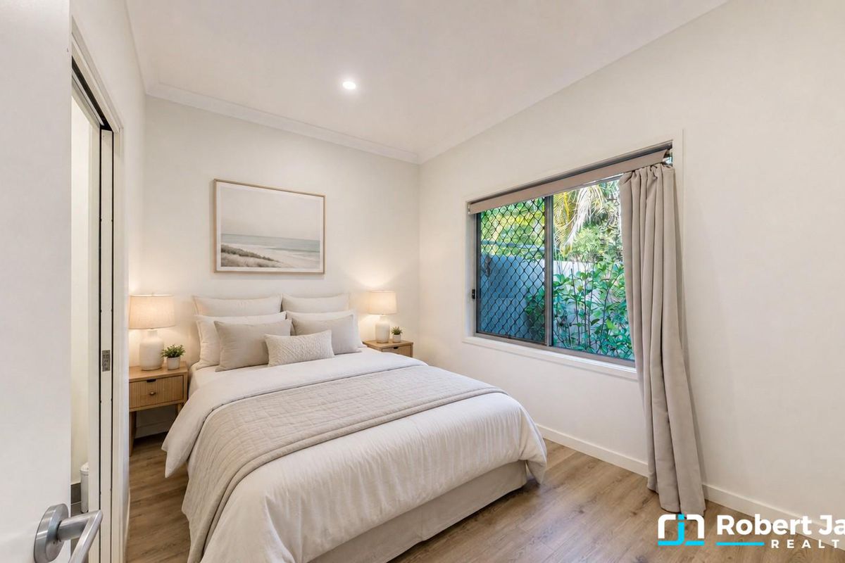 5 / 85 Poinciana Avenue, Tewantin