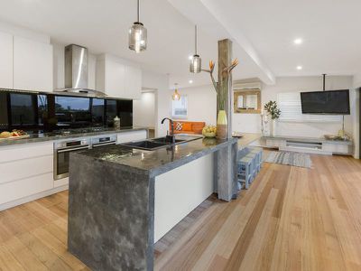 2 Highview  Court, Rye